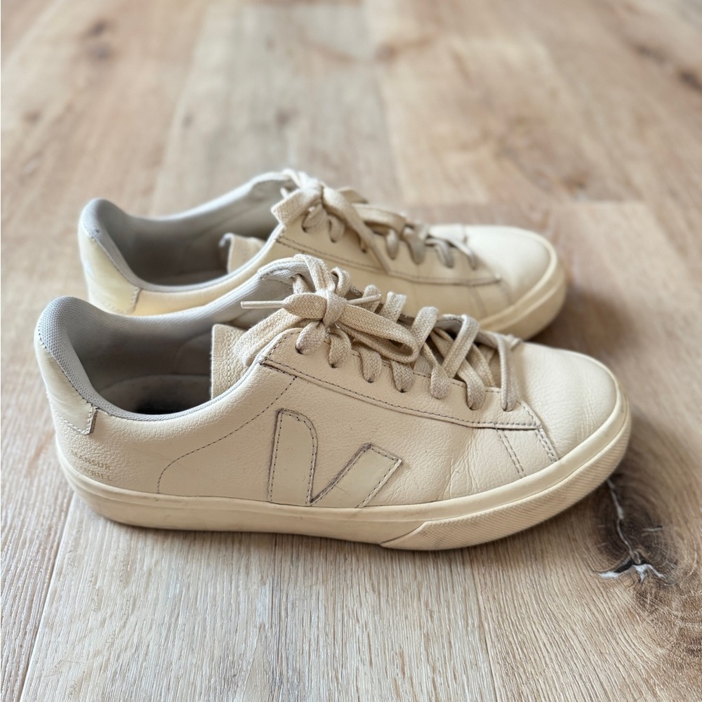 Veja Campo Mansur Gavriel Beige Sneakers